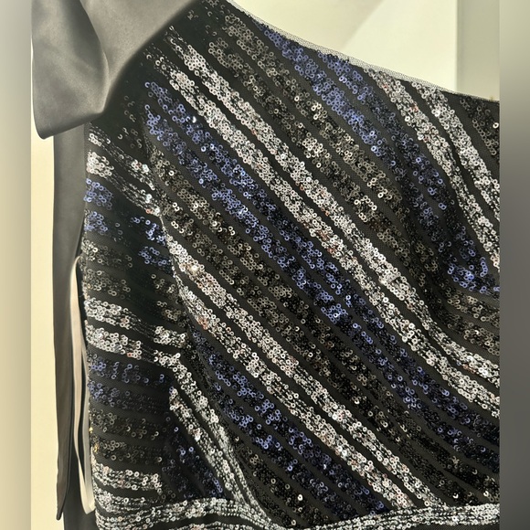 Marchesa Notte One-Shoulder Bow-Embellished Striped Sequined Tulle Gown - Picture 3 of 4